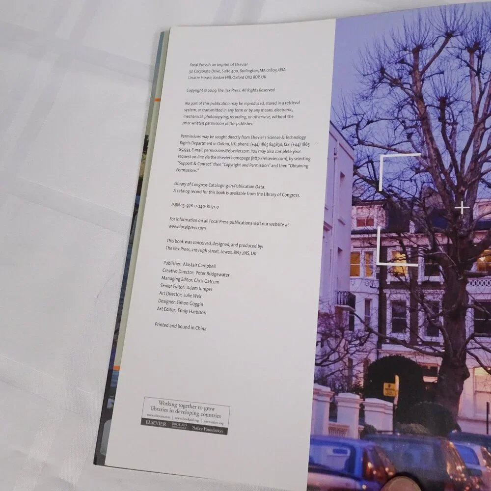 Michael Freeman's Perfect‎ Exposure: The Professional's Guide to Capturing...